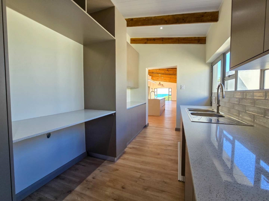 3 Bedroom Property for Sale in Stilbaai Wes Western Cape